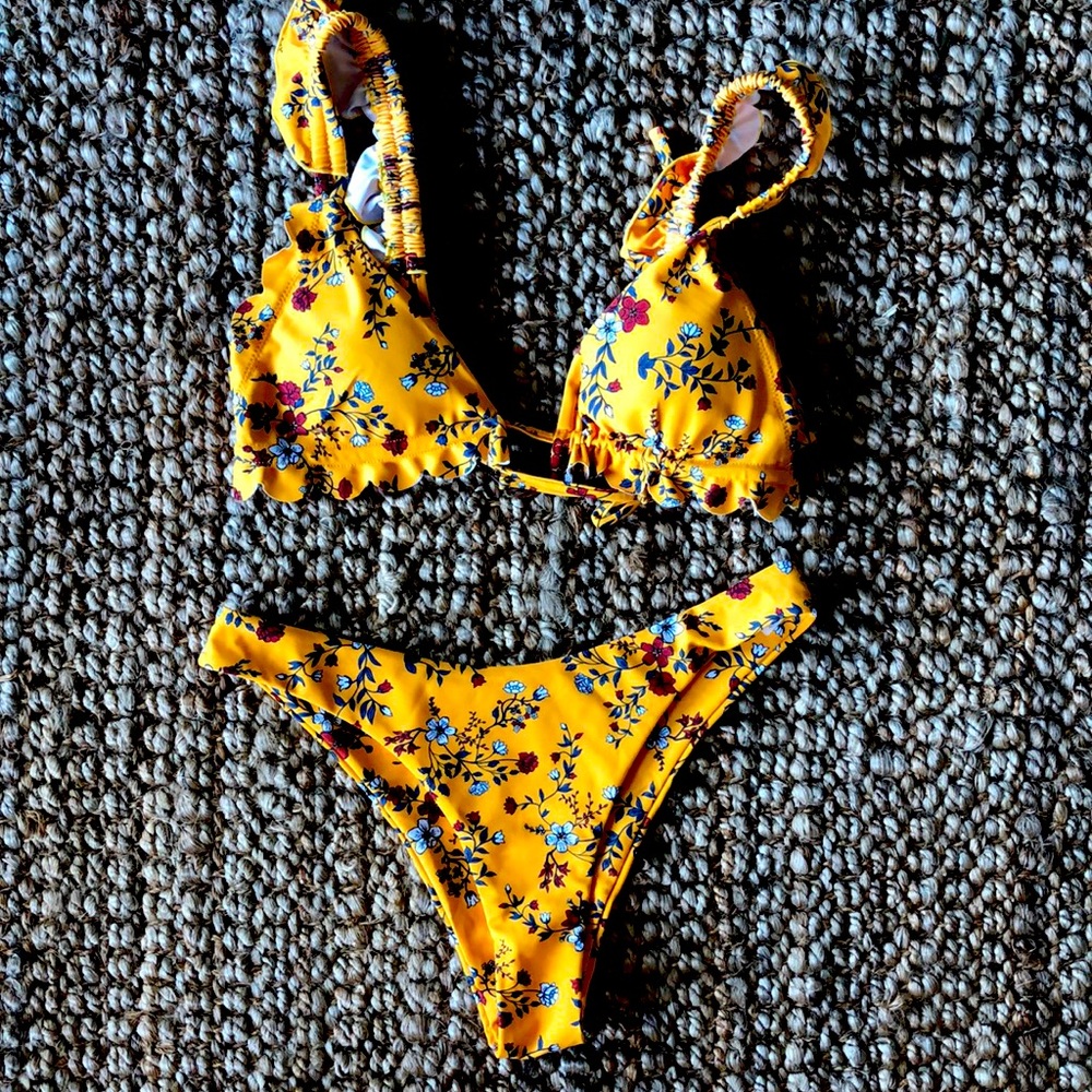 ZAFUL Yellow high waisted bikini